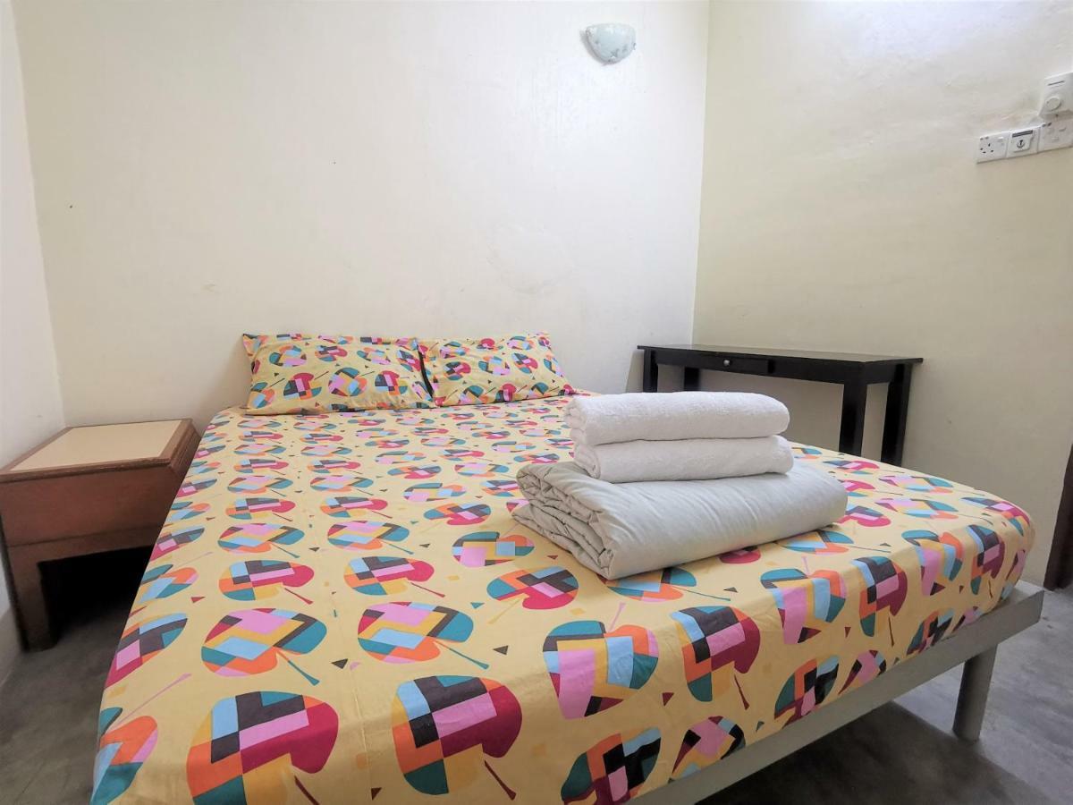 Star Lodge George Town Extérieur photo