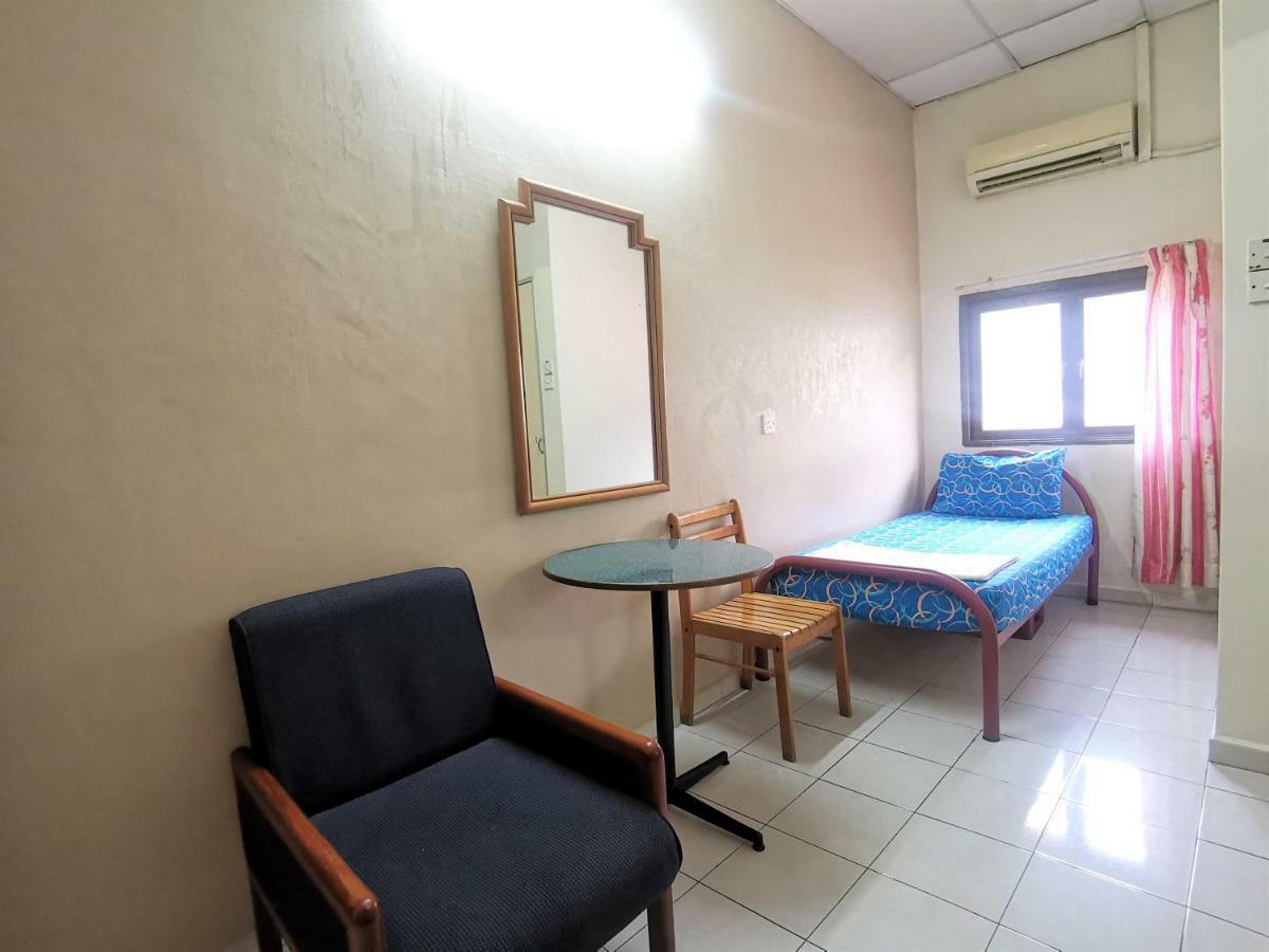 Star Lodge George Town Extérieur photo